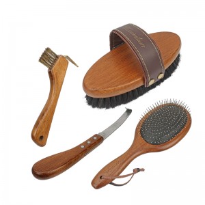 Equestrian Wooden Horse Grooming Set Tool Horse Grooming Kit