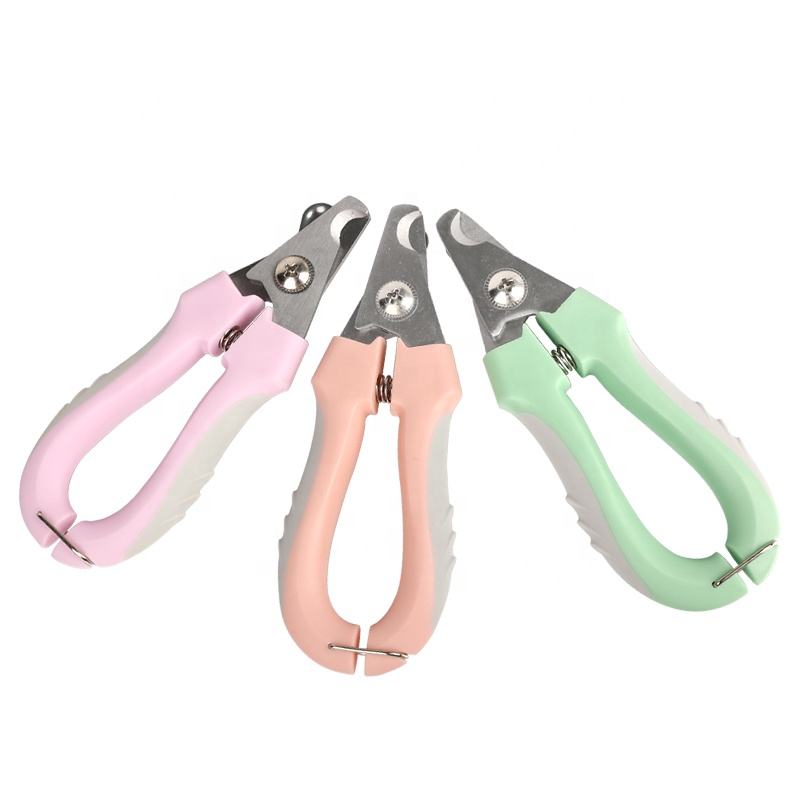 Safe And Convenient Pet Nail Clippers